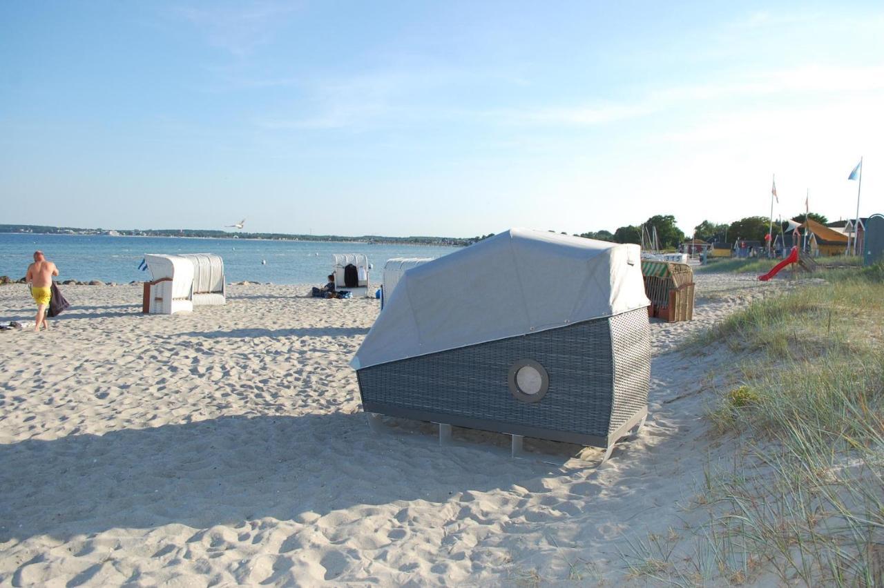 Schlafstrandkorb Nr. 1 Sierksdorf Esterno foto