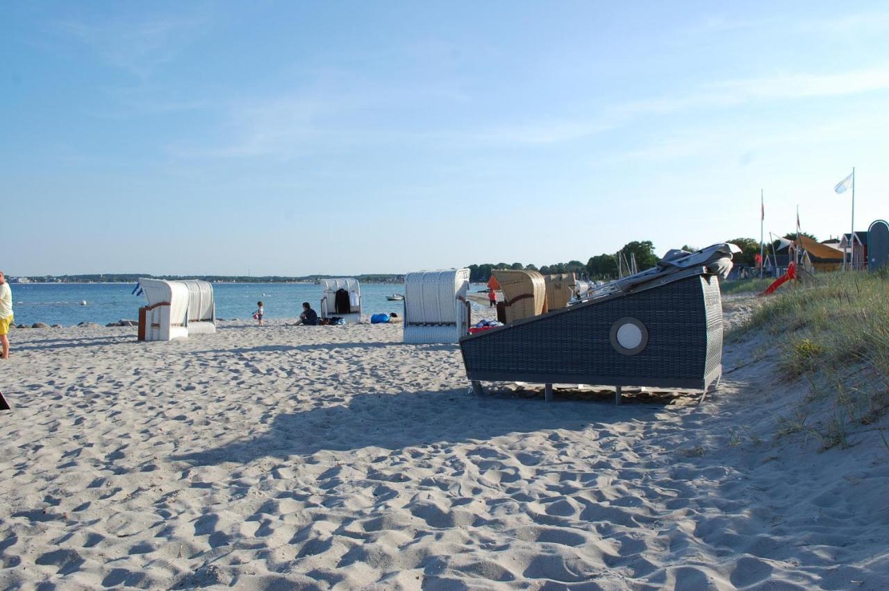 Schlafstrandkorb Nr. 1 Sierksdorf Esterno foto